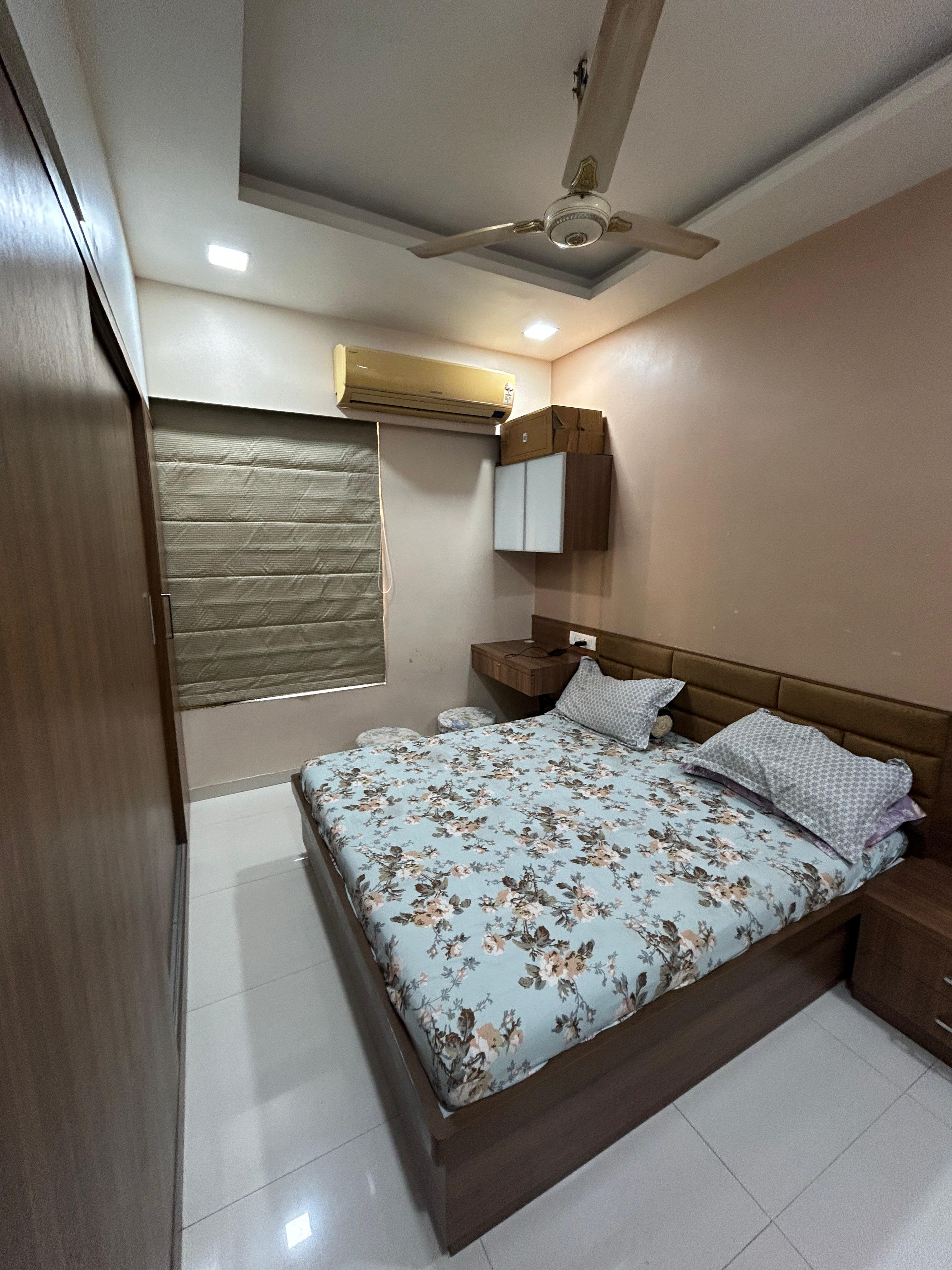 2 BHK 126 Sq. Yards Residential Flat / Appartment for Sale in Jagatpur Ahmedabad - Media 8