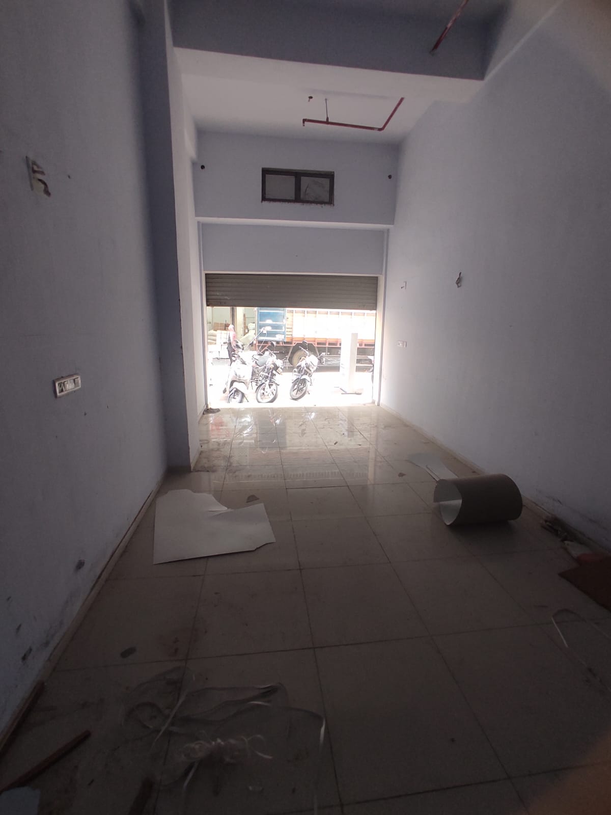 GF 598 Sq. Feet Commercial Showroom for Rent in Shahibaug Ahmedabad - Media 2