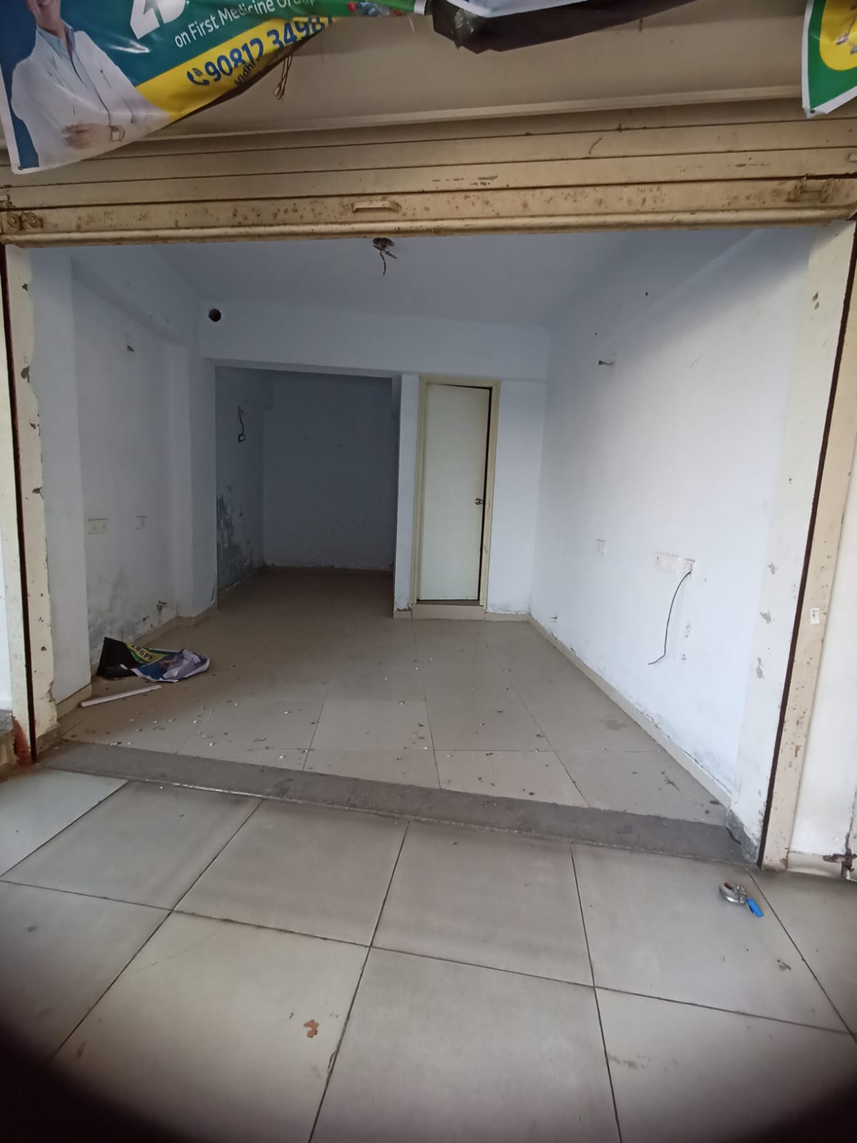 2F 349 Sq. Feet Commercial Showroom for Rent in Shahibaug Ahmedabad - Media 8