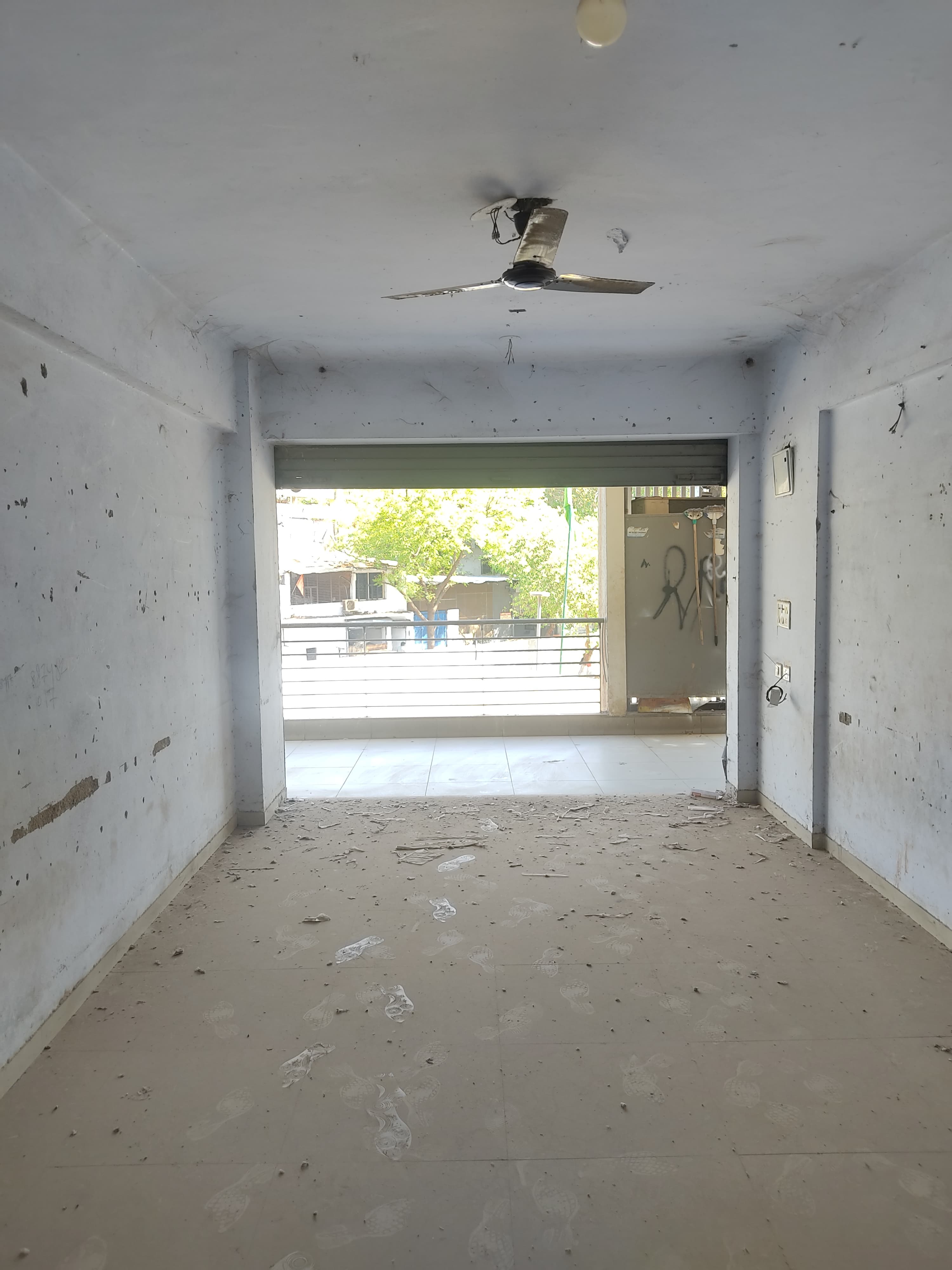 491 Sq. Feet Commercial Office for Sale in Shahibaug Ahmedabad - Media 7