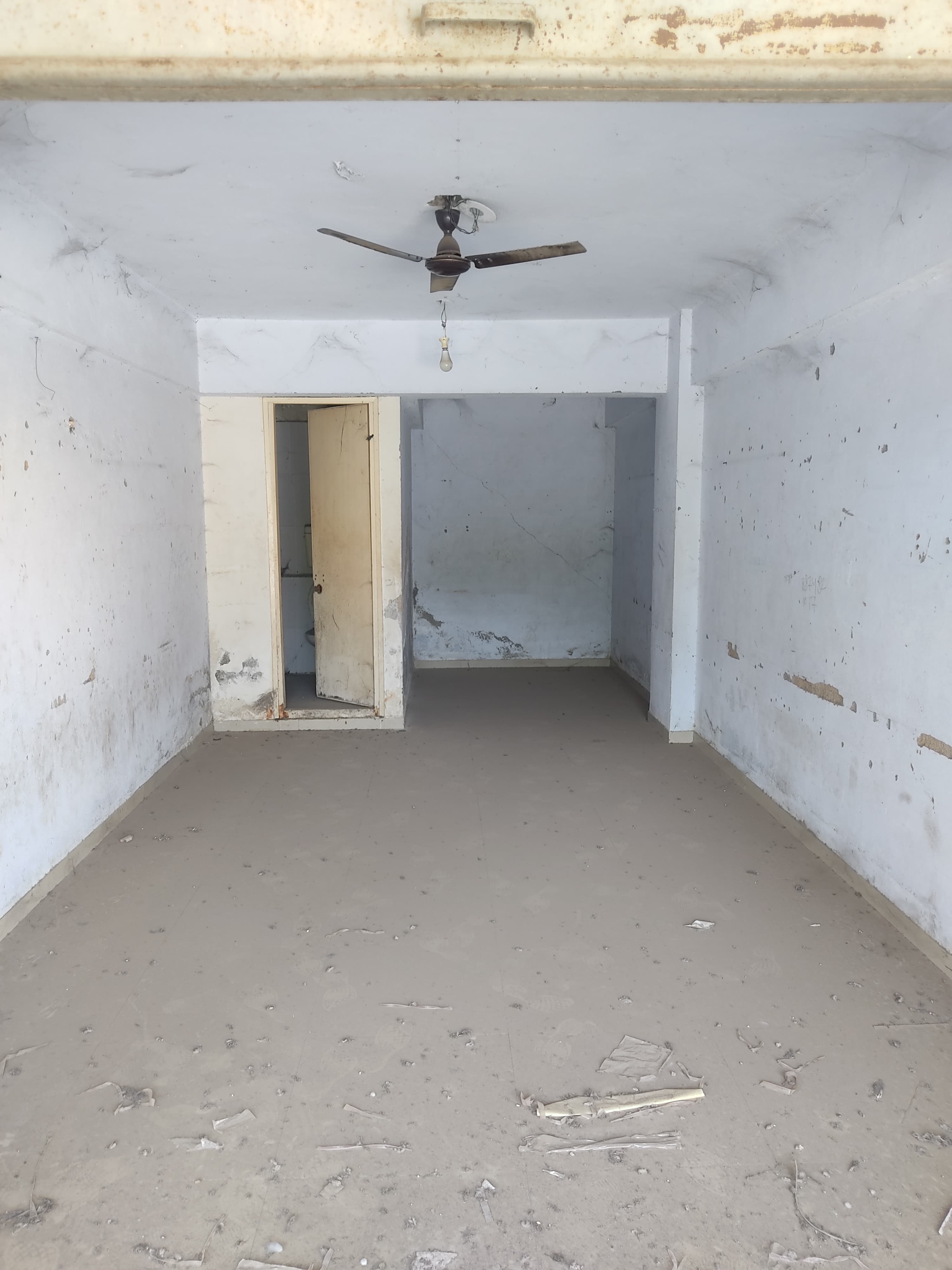 491 Sq. Feet Commercial Office for Sale in Shahibaug Ahmedabad - Media 10