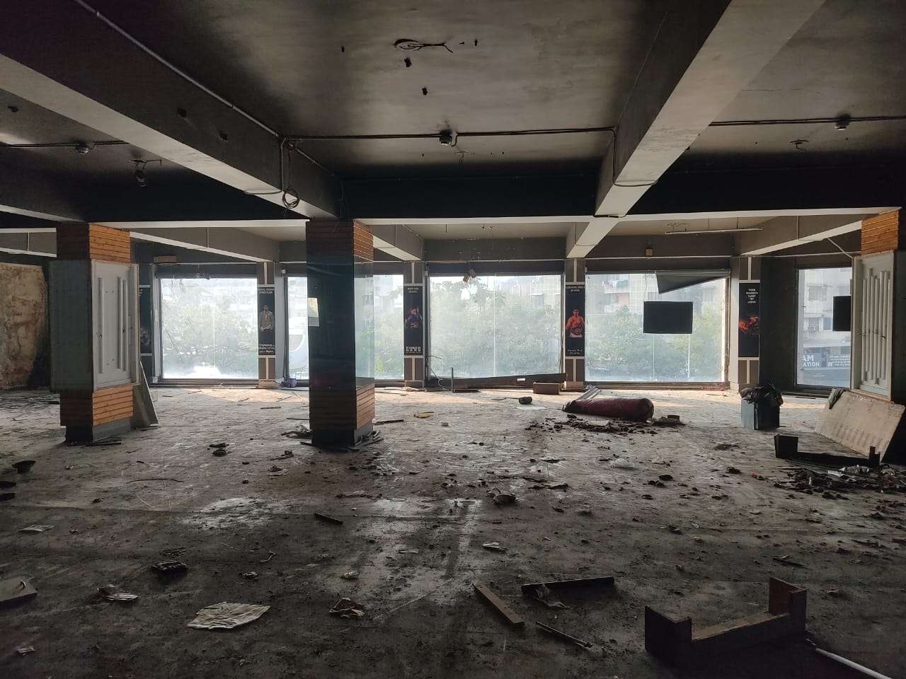 2F 7800 Sq. Feet Commercial Showroom for Rent in Shahibaug Ahmedabad - Media 10