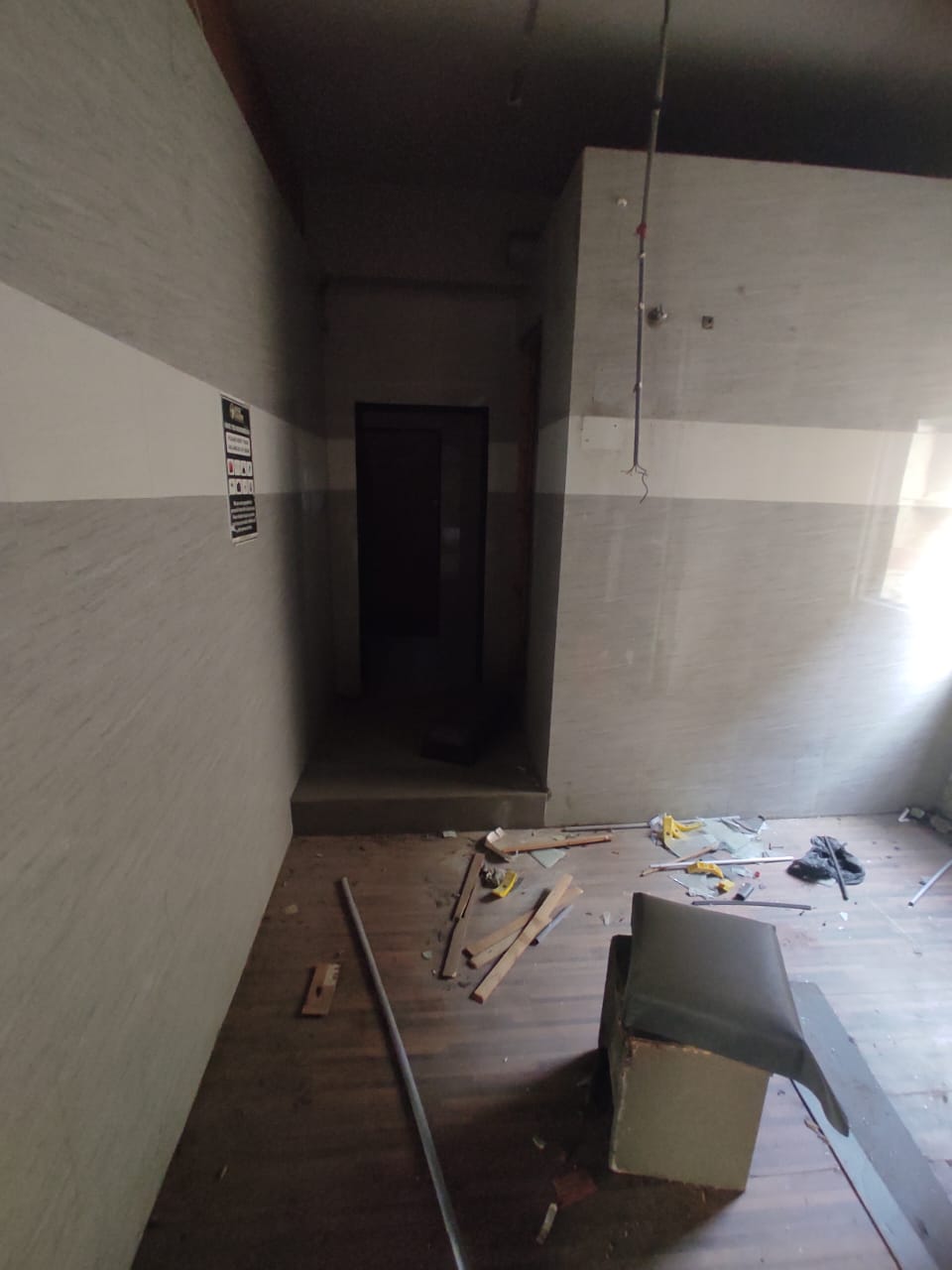 2F 7800 Sq. Feet Commercial Showroom for Sale in Shahibaug Ahmedabad - Media 16