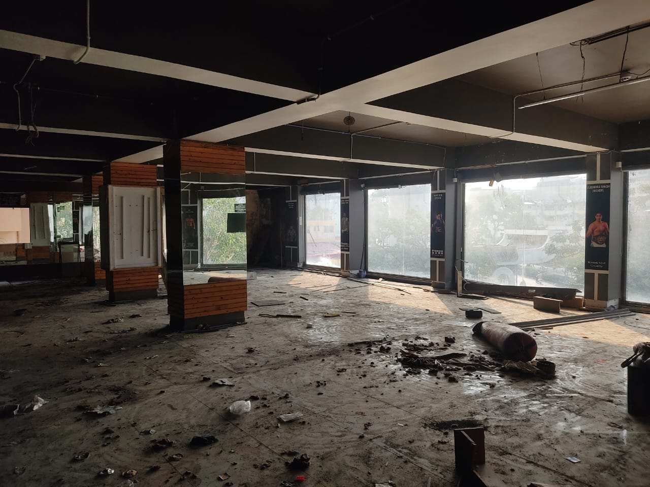 2F 7800 Sq. Feet Commercial Showroom for Sale in Shahibaug Ahmedabad - Media 8