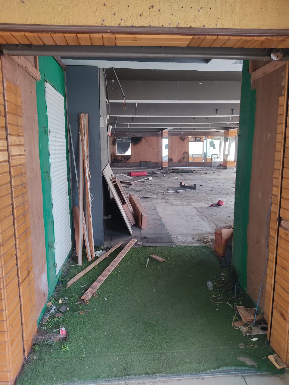 2F 7800 Sq. Feet Commercial Showroom for Sale in Shahibaug Ahmedabad - Media 23