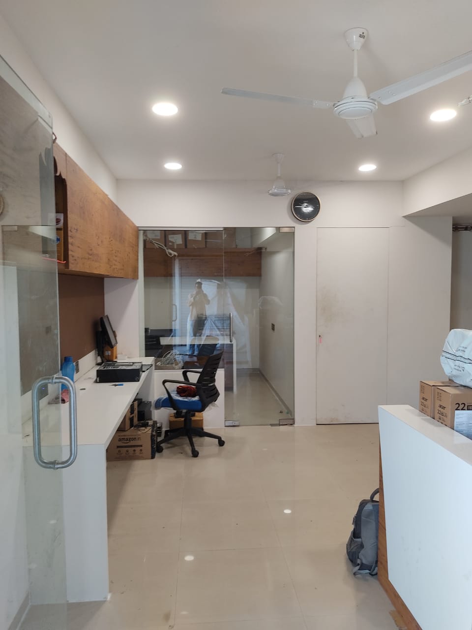 920 Sq. Feet Commercial Office for Sale in Shahibaug Ahmedabad