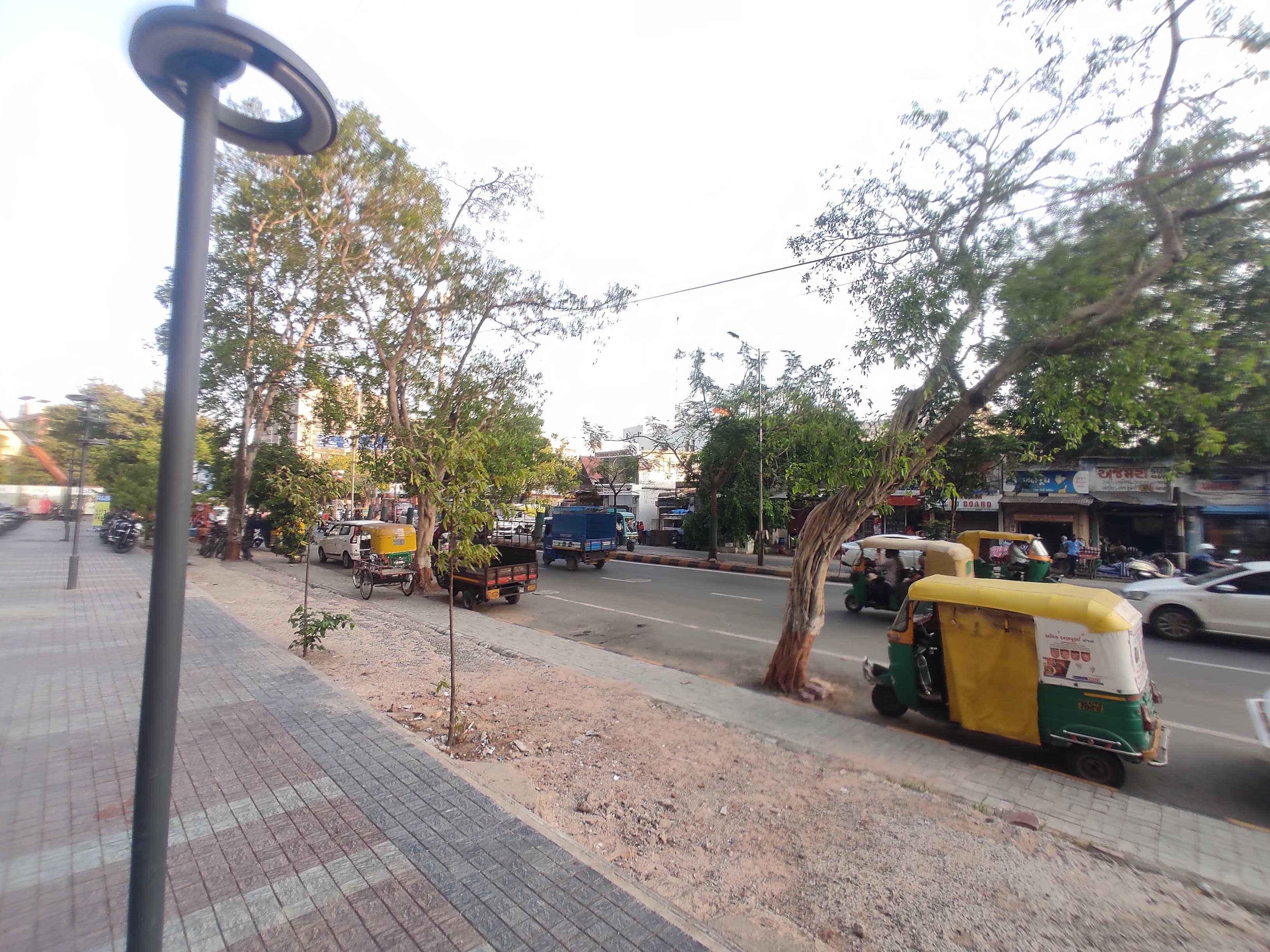 GF 4100 Sq. Feet Commercial Showroom for Rent in Shahibaug Ahmedabad - Media 2