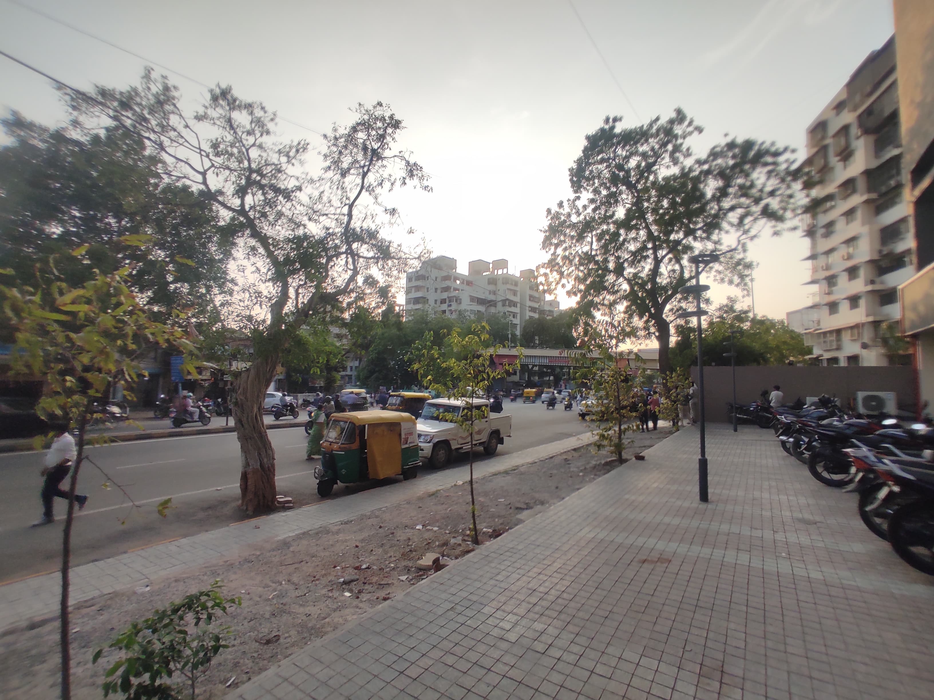GF 4100 Sq. Feet Commercial Showroom for Rent in Shahibaug Ahmedabad - Media 3