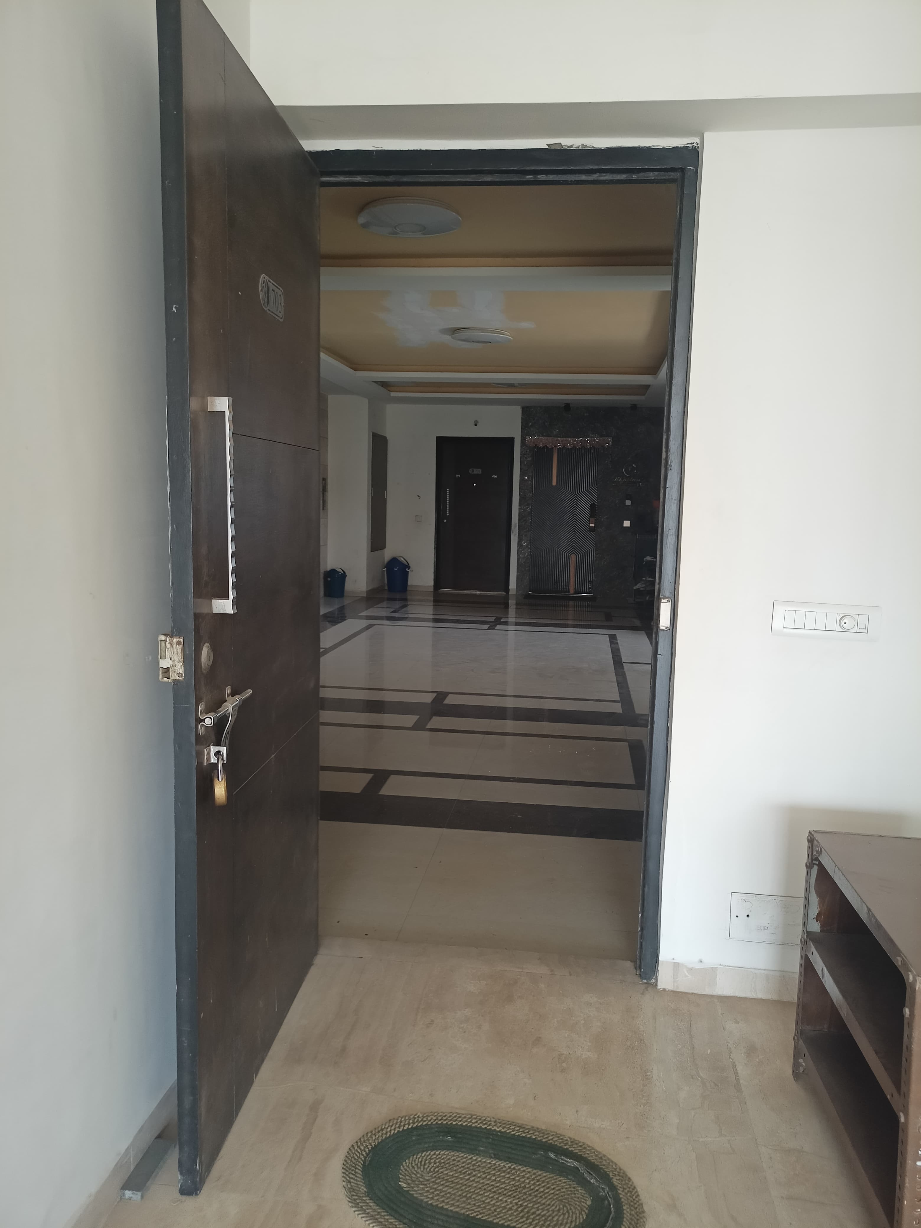 3 BHK 2400 Sq. Feet Residential Flat / Appartment for Sale in Ellisbridge Ahmedabad