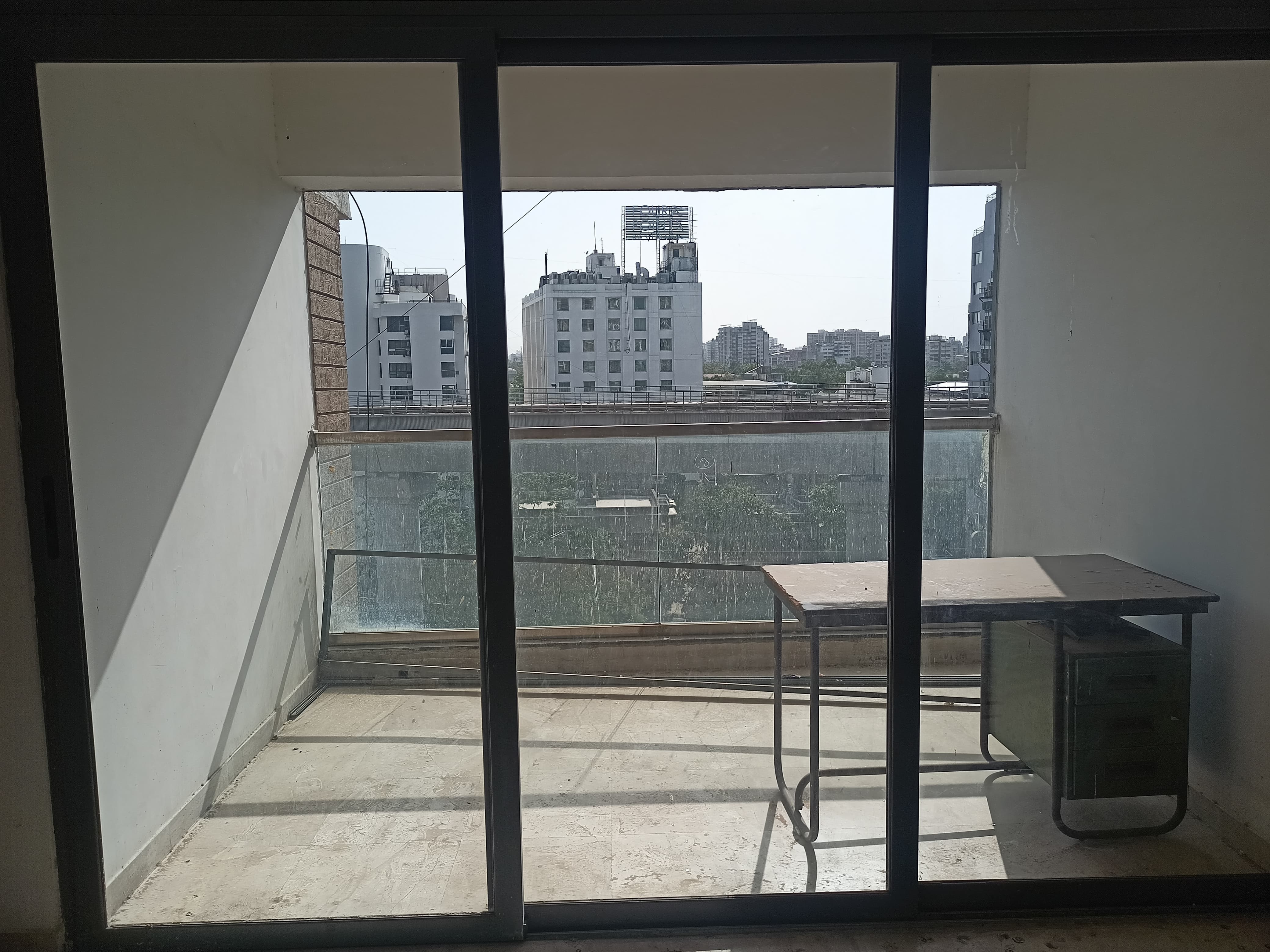 3 BHK 2400 Sq. Feet Residential Flat / Appartment for Sale in Ellisbridge Ahmedabad - Media 5