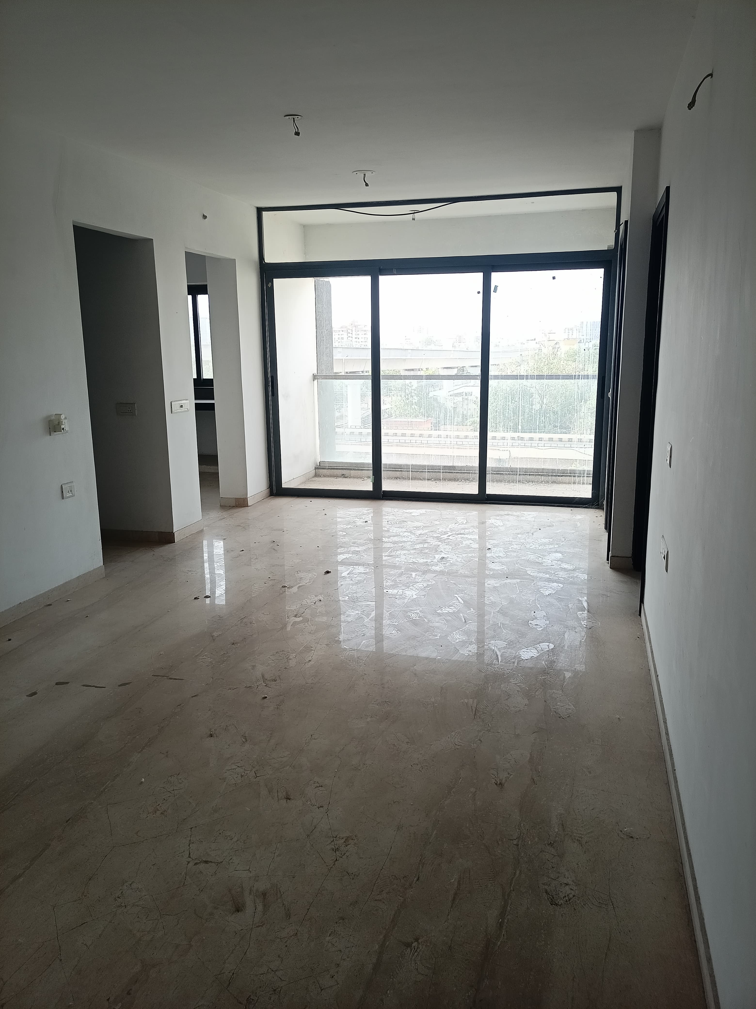 3 BHK 1700 Sq. Feet Residential Flat / Appartment for Sale in Ellisbridge Ahmedabad - Media 2