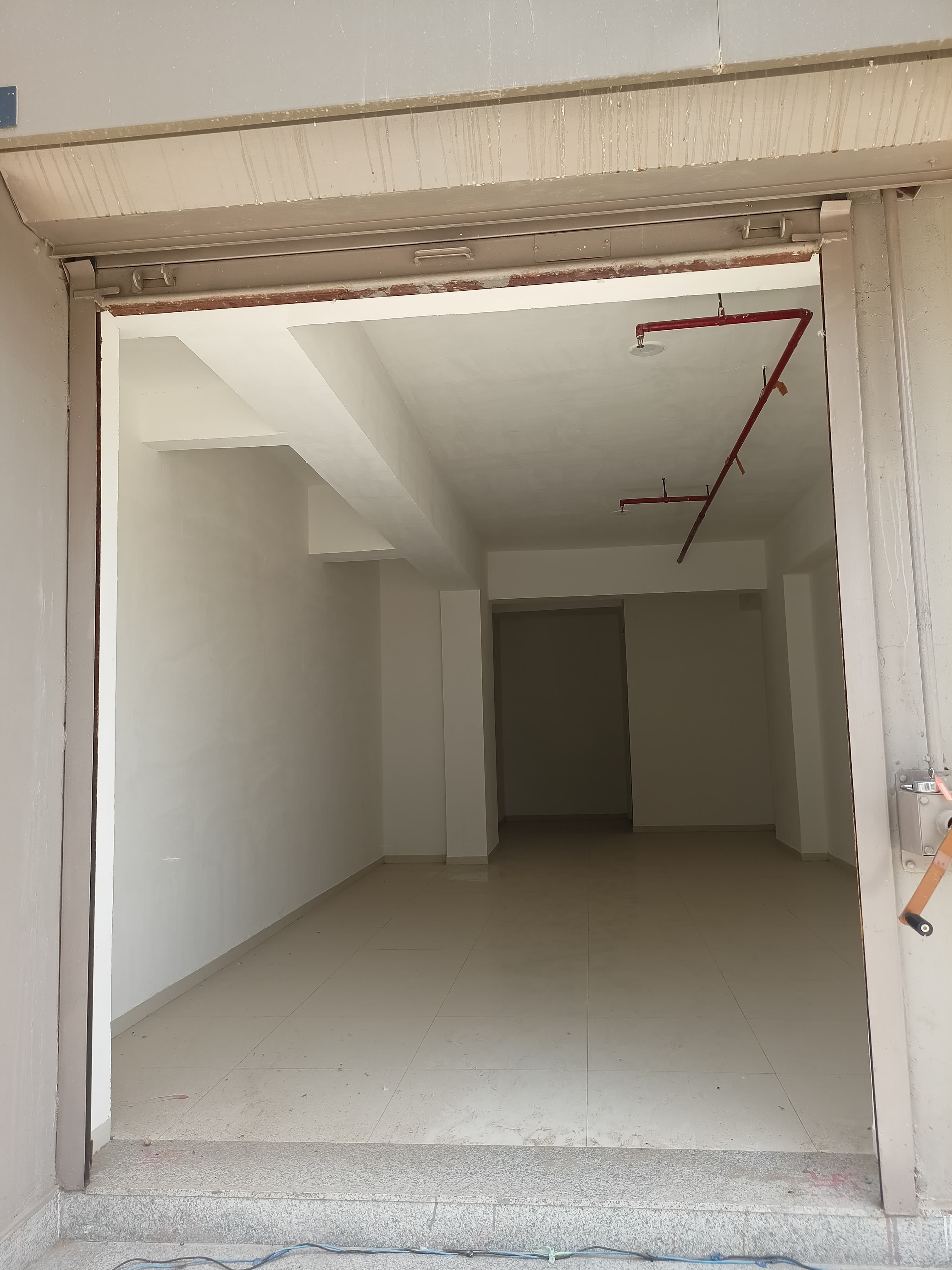 GF 717 Sq. Feet Commercial Shop for Rent in Vaishnodevi Ahmedabad - Media 2