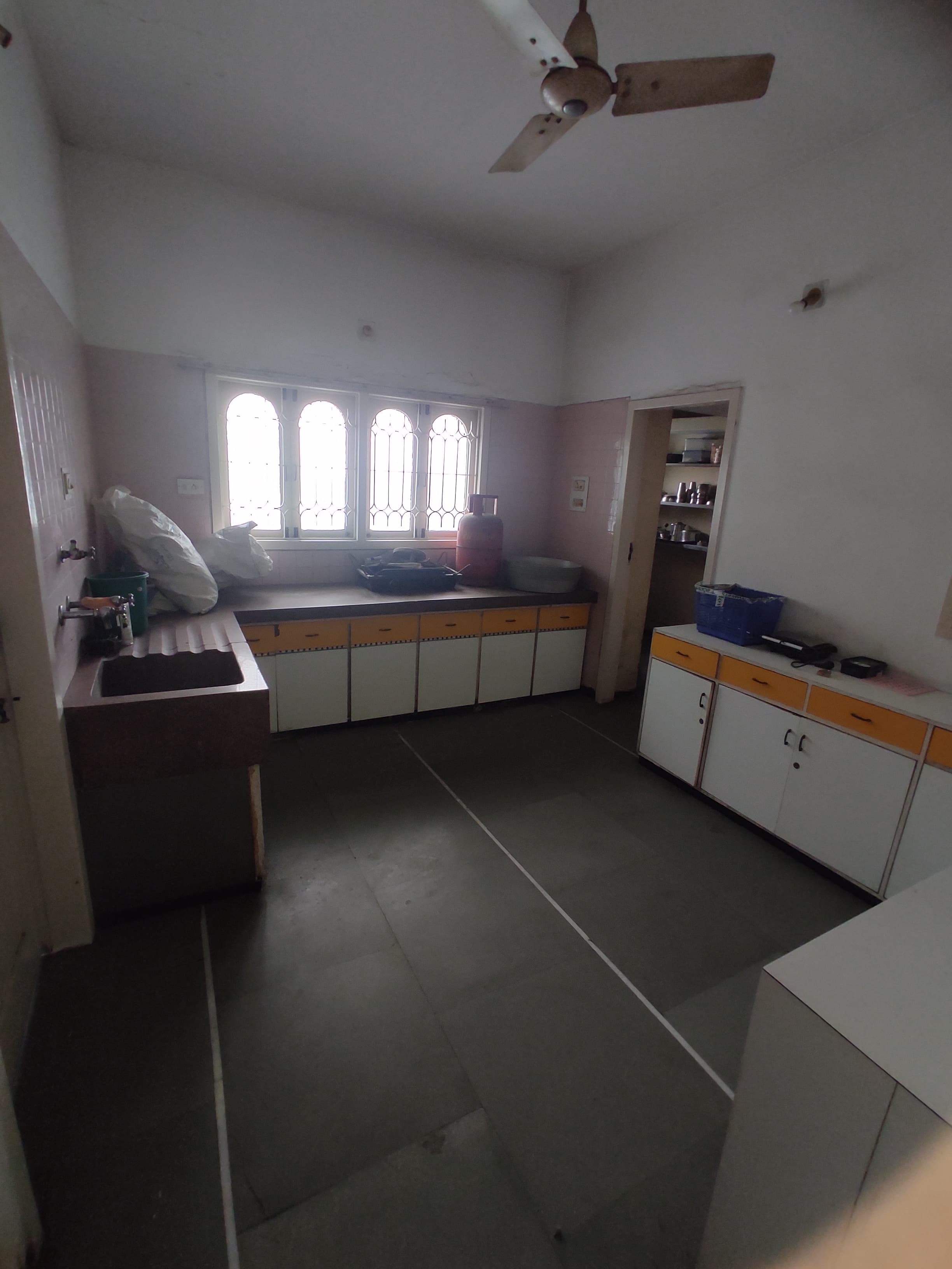 4 BHK 850 Sq. Yards Residential Individual Villa / Bungalow for Rent in Paldi Ahmedabad - Media 10