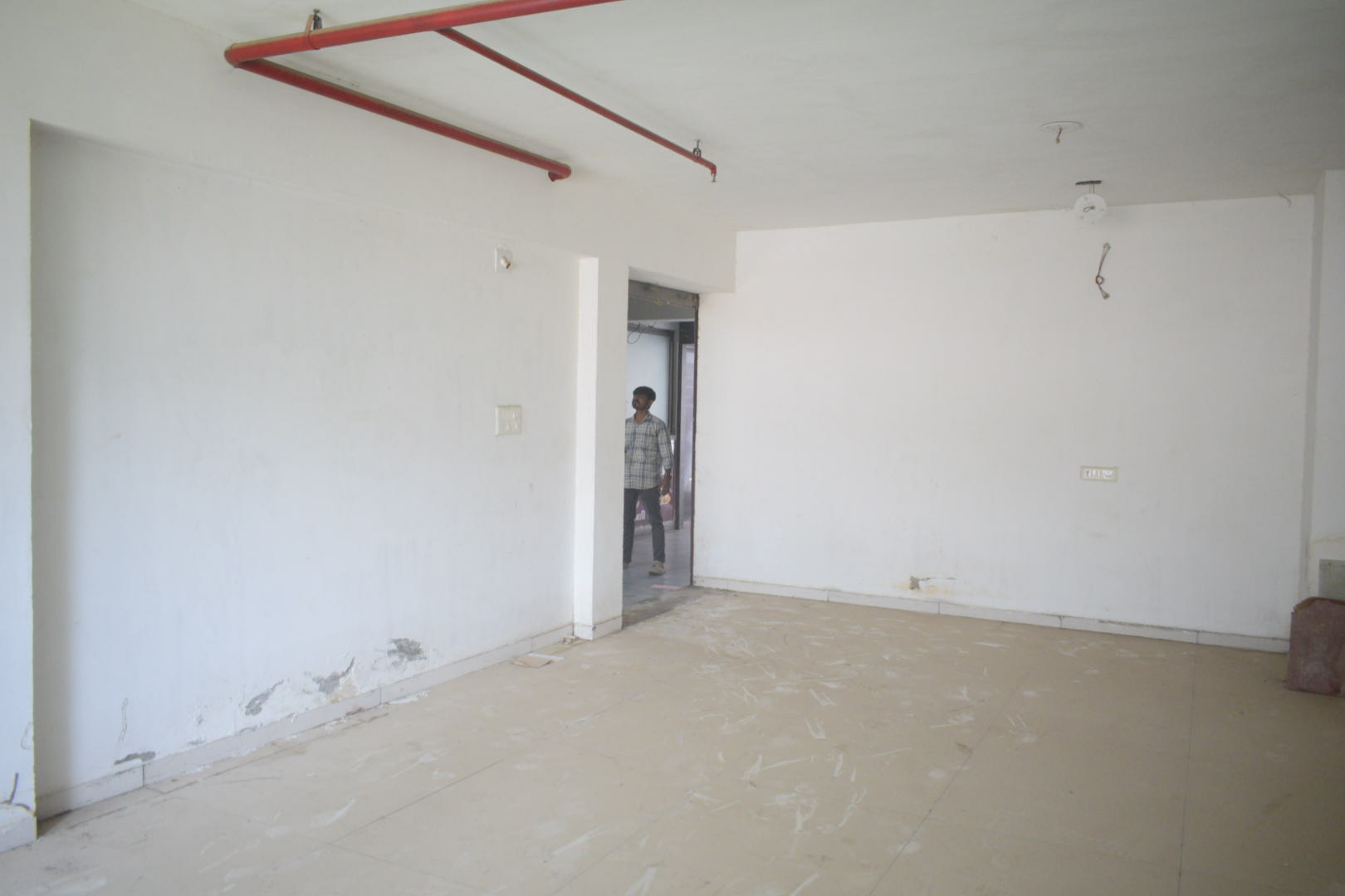 FF 800 Sq. Feet Commercial Office for Sale in Memnagar/gurukul Ahmedabad - Media 4
