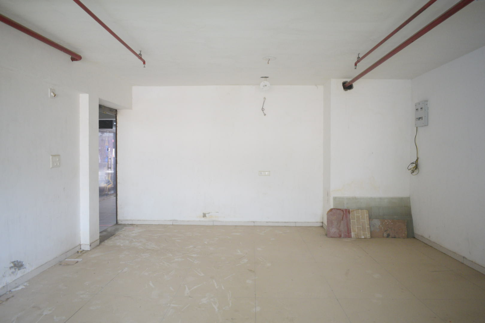 FF 800 Sq. Feet Commercial Office for Sale in Memnagar/gurukul Ahmedabad - Media 2