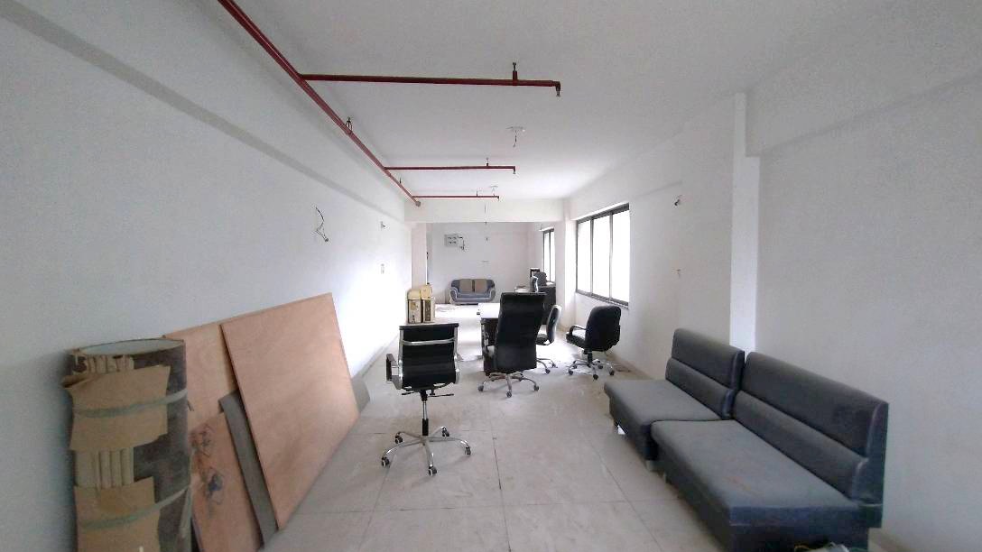 FF 1200 Sq. Feet Commercial Shop for Rent in Memnagar/gurukul Ahmedabad - Media 3