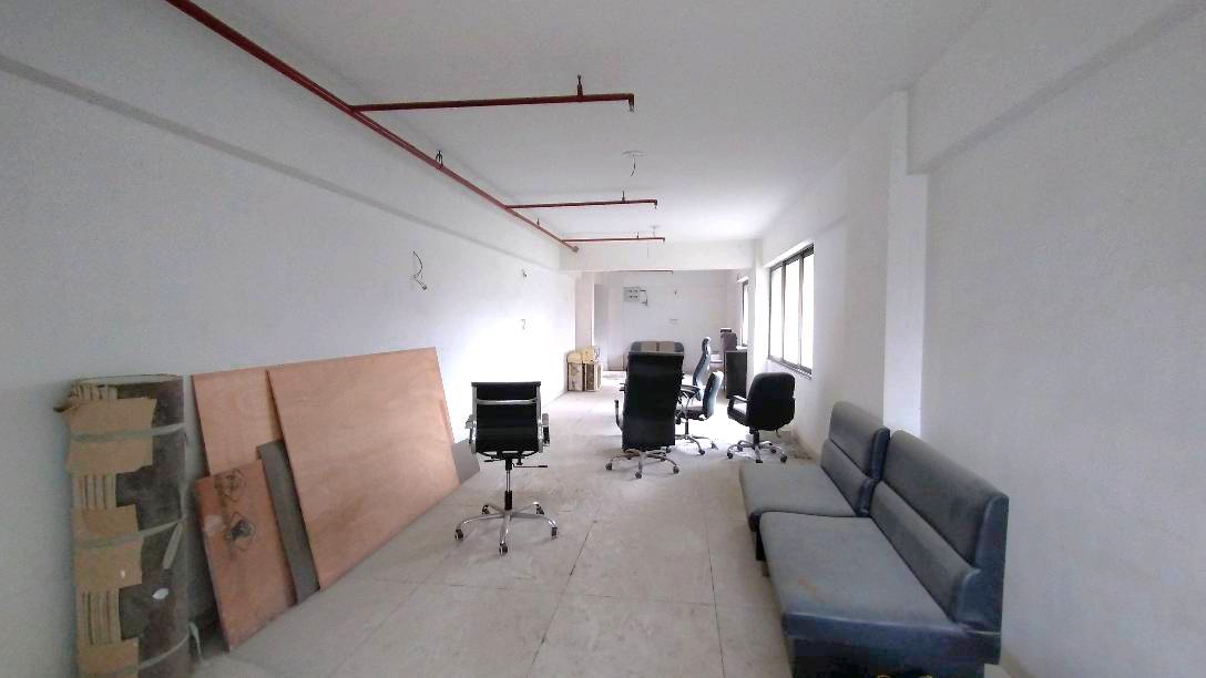 FF 1200 Sq. Feet Commercial Shop for Rent in Memnagar/gurukul Ahmedabad - Media 6