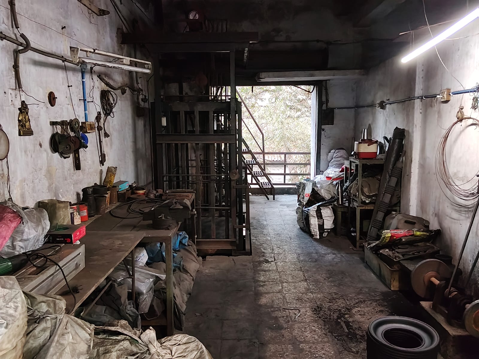 400 Sq. Yards Commercial Industrial Shed for Sale in Shahibaug Ahmedabad - Media 10