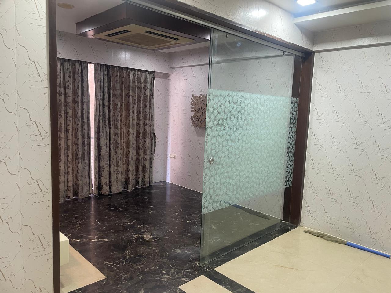 3 BHK 1800 Sq. Feet Residential Flat / Appartment for Rent in Bodakdev Ahmedabad - Media 3