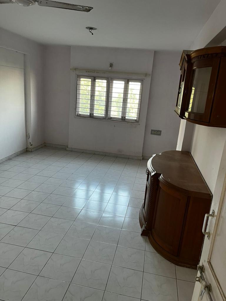 3 BHK 222 Sq. Yards Residential Flat / Appartment for Sale in Shahibaug Ahmedabad - Media 6