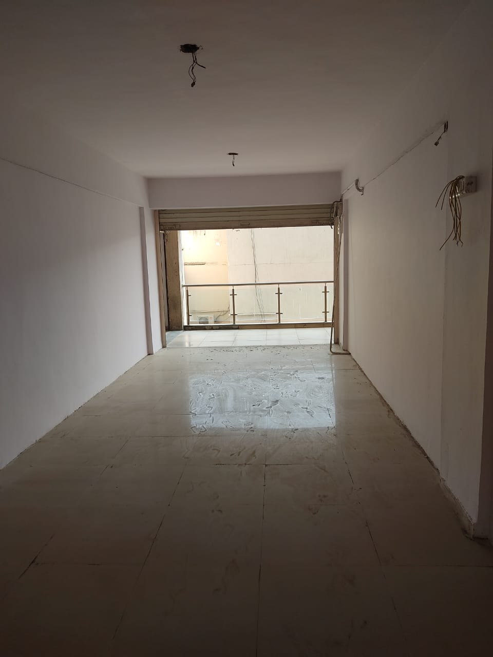 2F 669 Sq. Feet Commercial Pre-leased Offices for Sale in Shahibaug Ahmedabad - Media 7