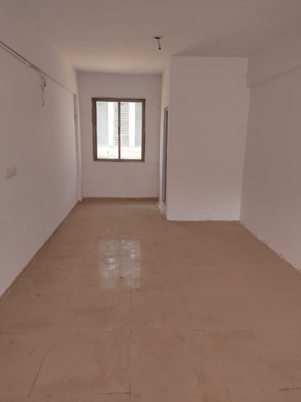 2F 669 Sq. Feet Commercial Pre-leased Offices for Sale in Shahibaug Ahmedabad - Media 4