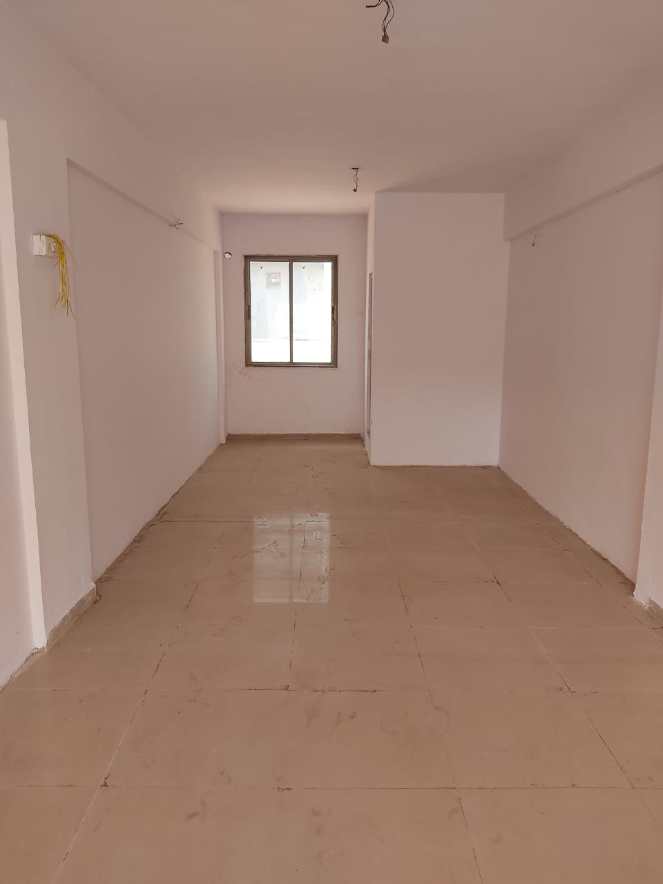 2F 669 Sq. Feet Commercial Pre-leased Offices for Sale in Shahibaug Ahmedabad - Media 5